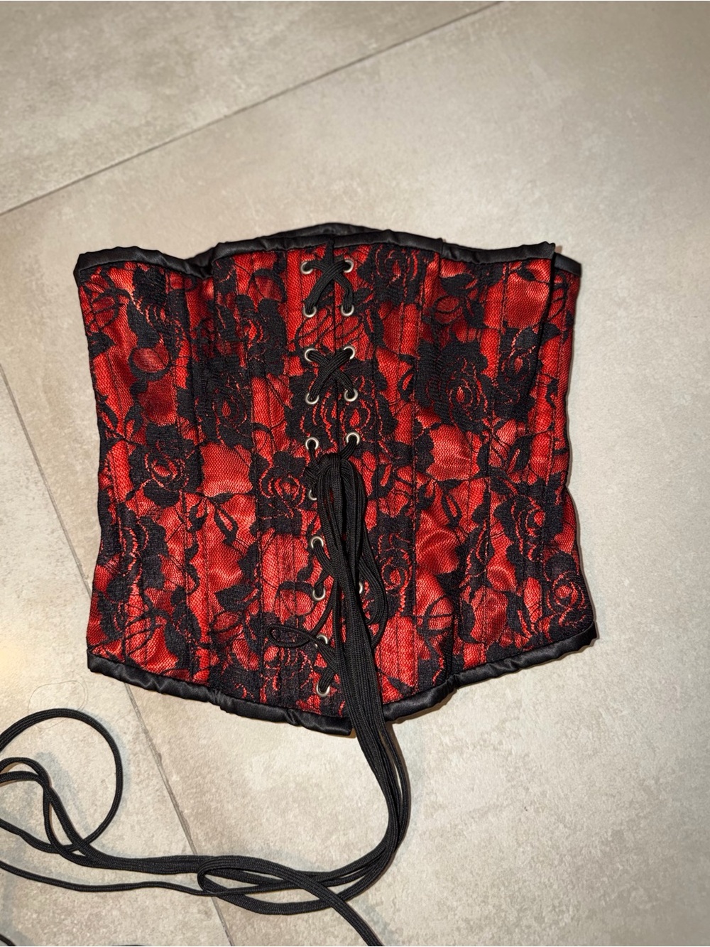 Daisy Corsets Women Lavish Red & Black Lace Front Zipper Corset S